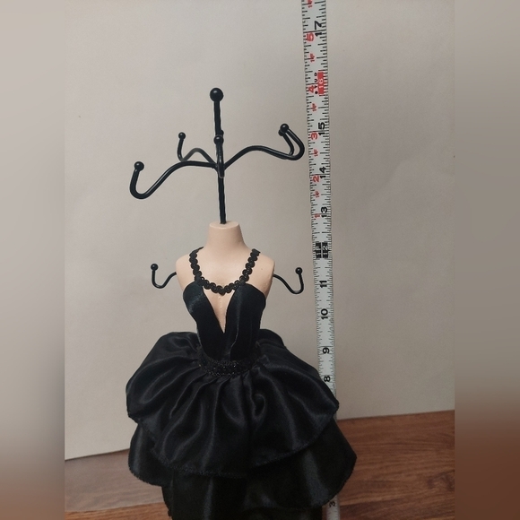 Black Evening Gown Jewelry Hangar - Picture 6 of 6